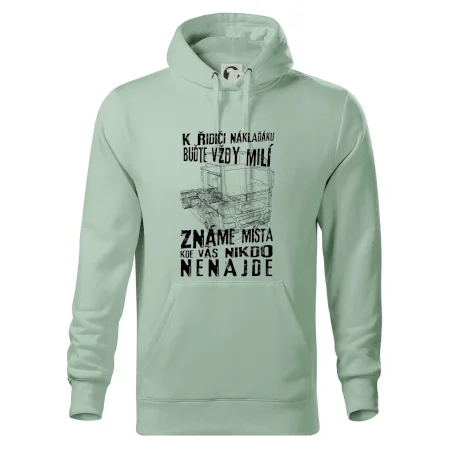 K řidiči náklaďáku buďte vždy milý