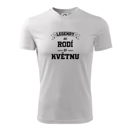 Legendy se rodí v květnu