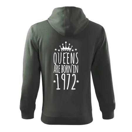 Queens are born in 1972