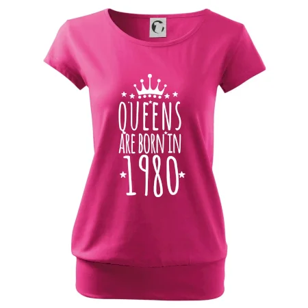 Queens are born in 1980