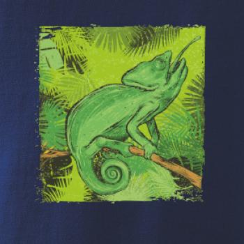 Chameleon na větvi