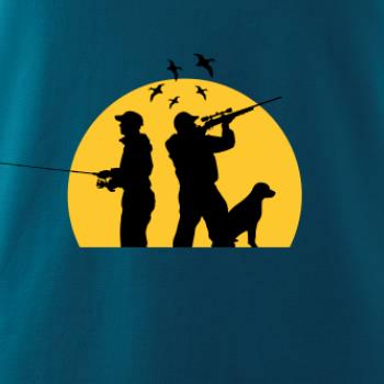 Lovec při západu slunce