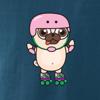 Mops a kolečkové brusle