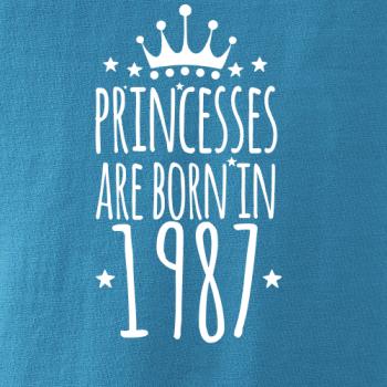 Princesses are born in 1987