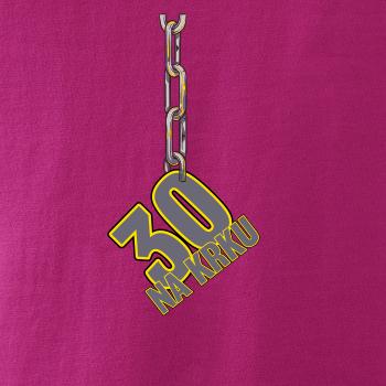 30 let na krku řetěz