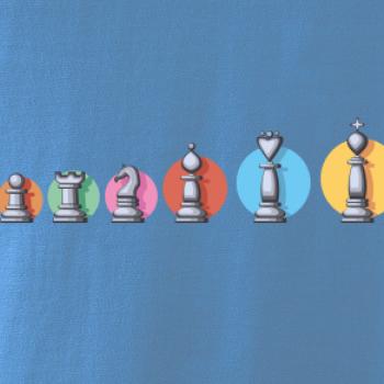 Šachy v řadě barevné