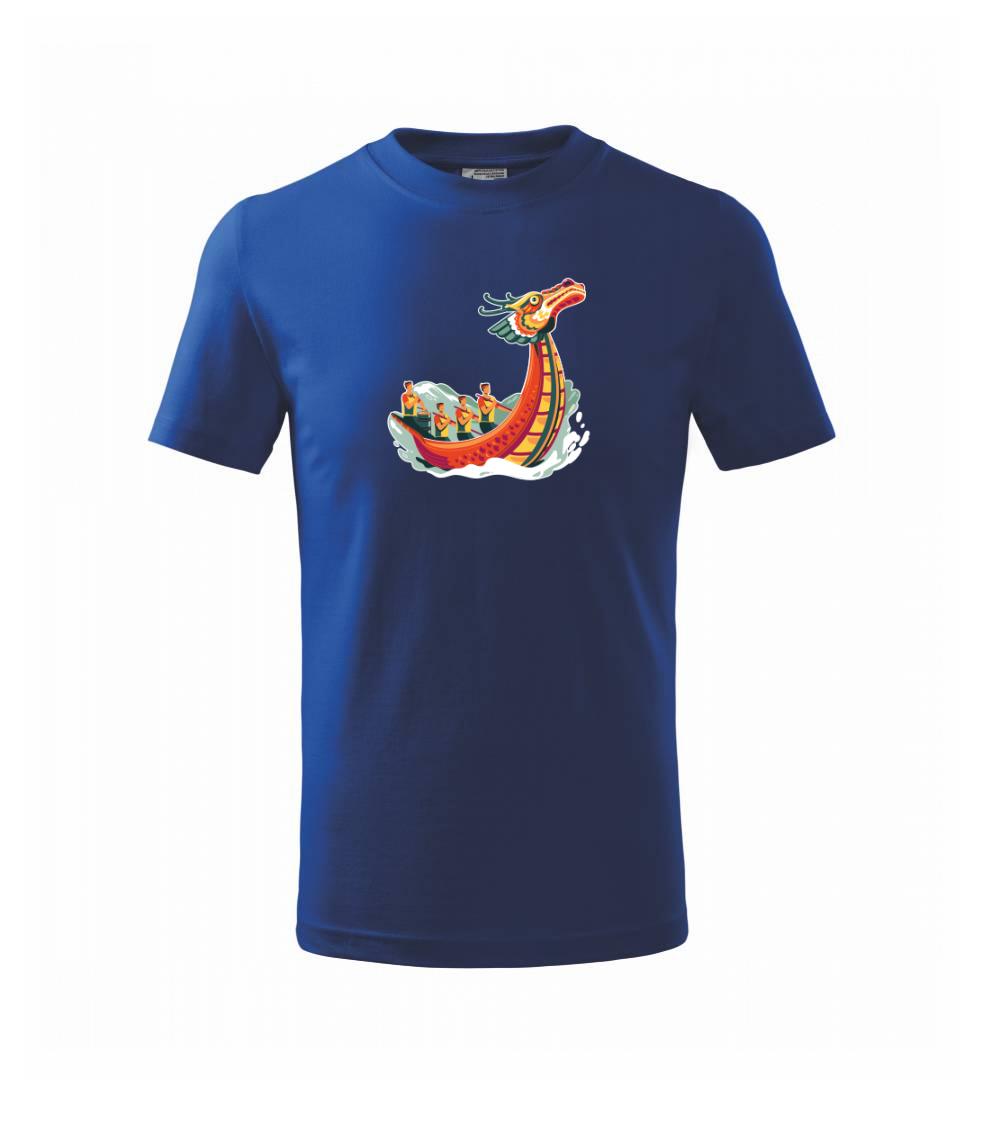 Dračí lodě při závodě