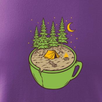 Hrnek plný stanování