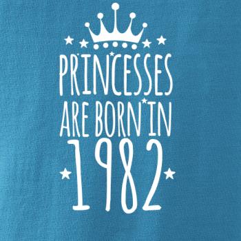Princesses are born in 1982