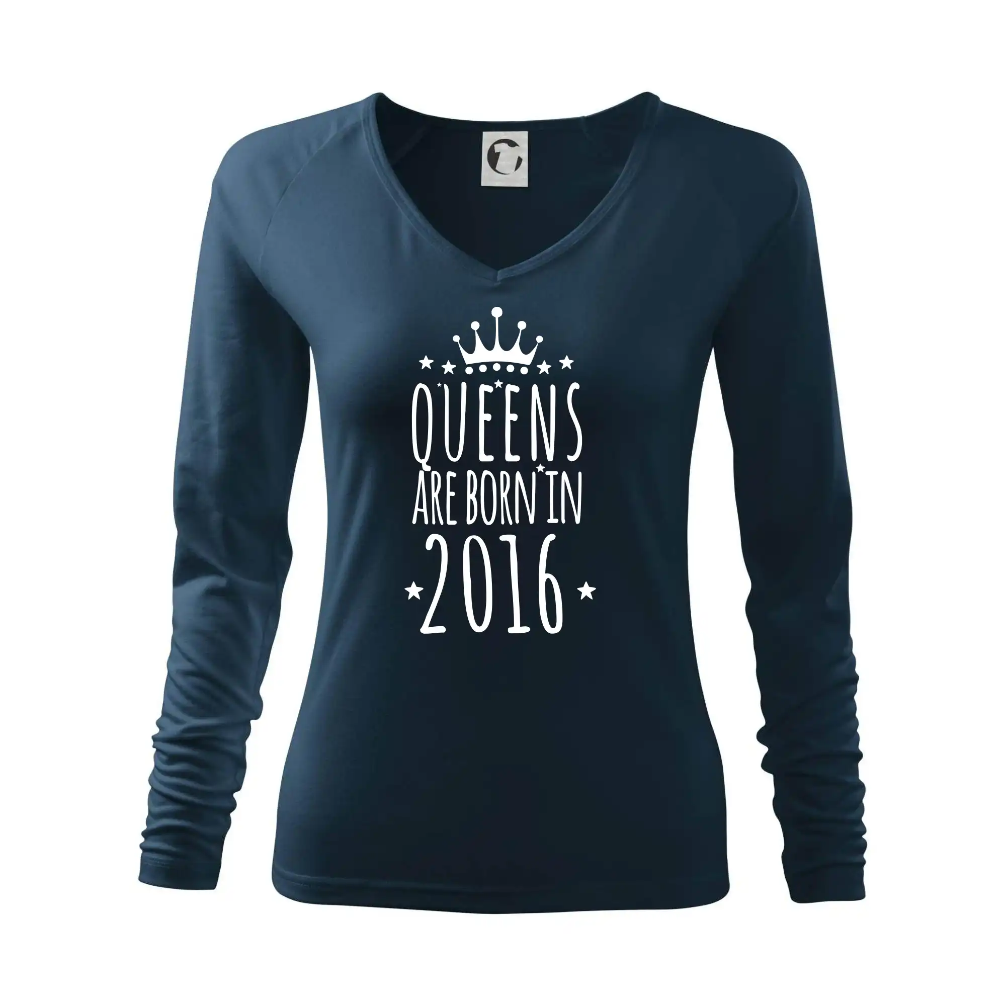Queens are born in 2016