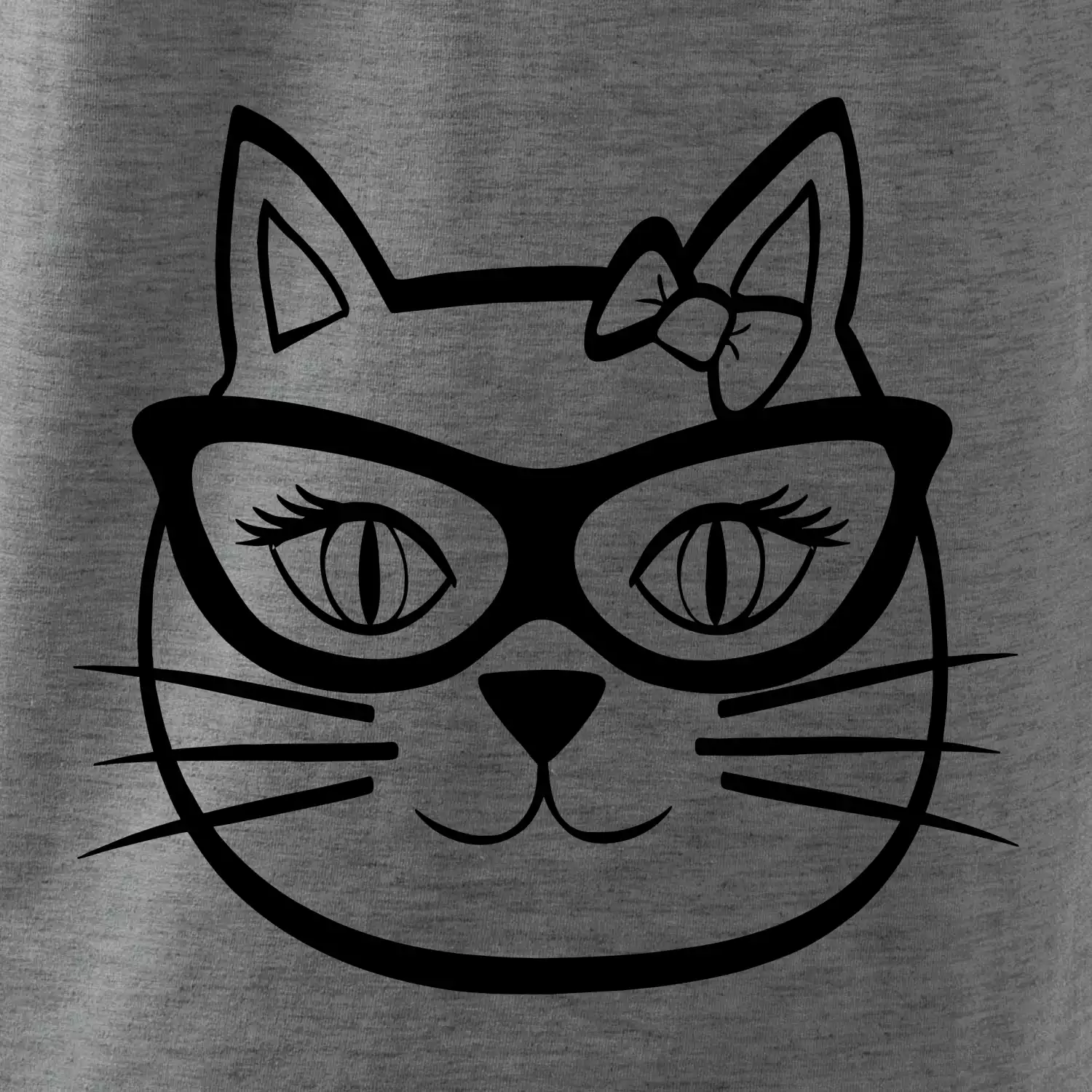 Kočičí holka s brýlemi