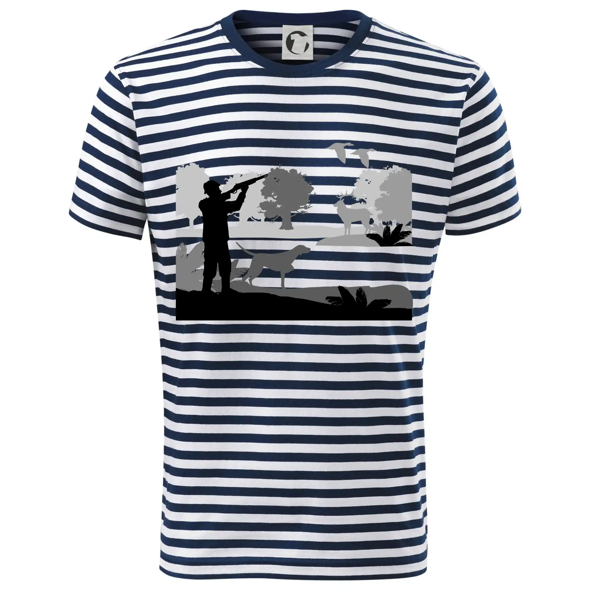 Lovec a ohař v lese