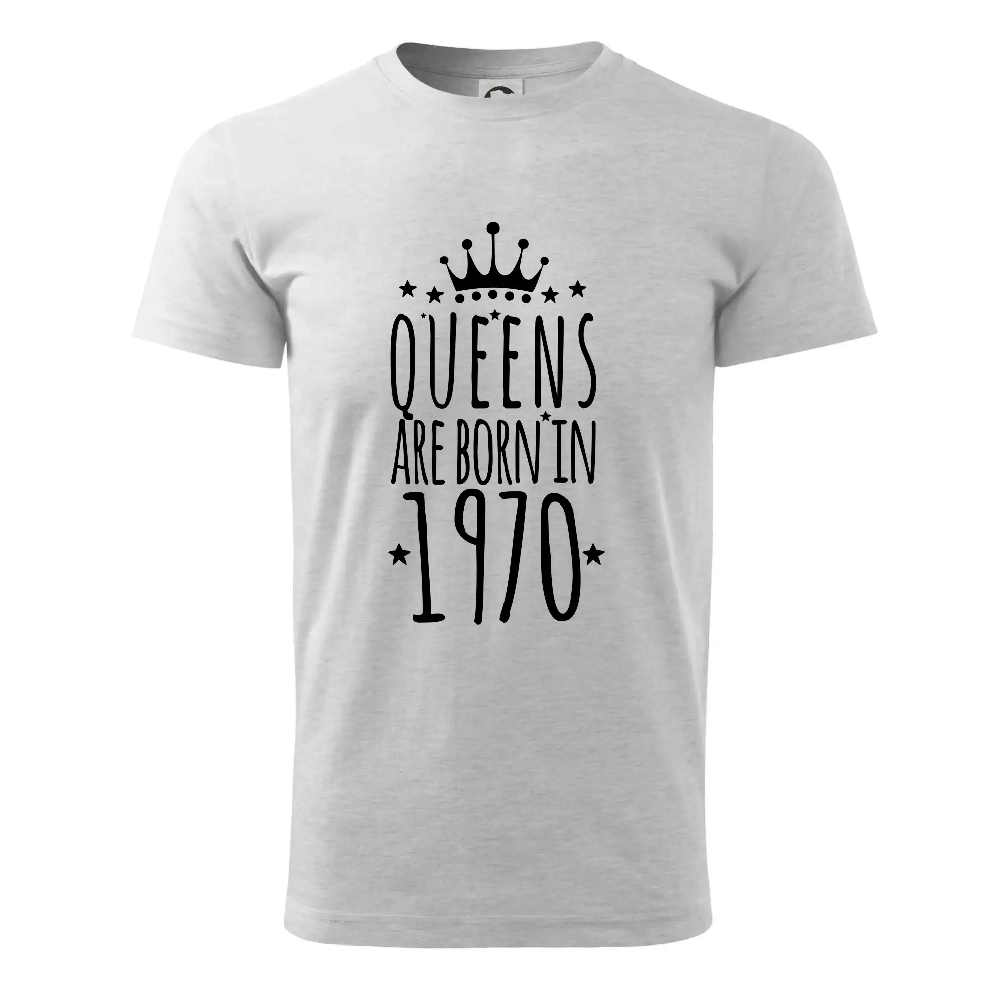 Queens are born in 1970