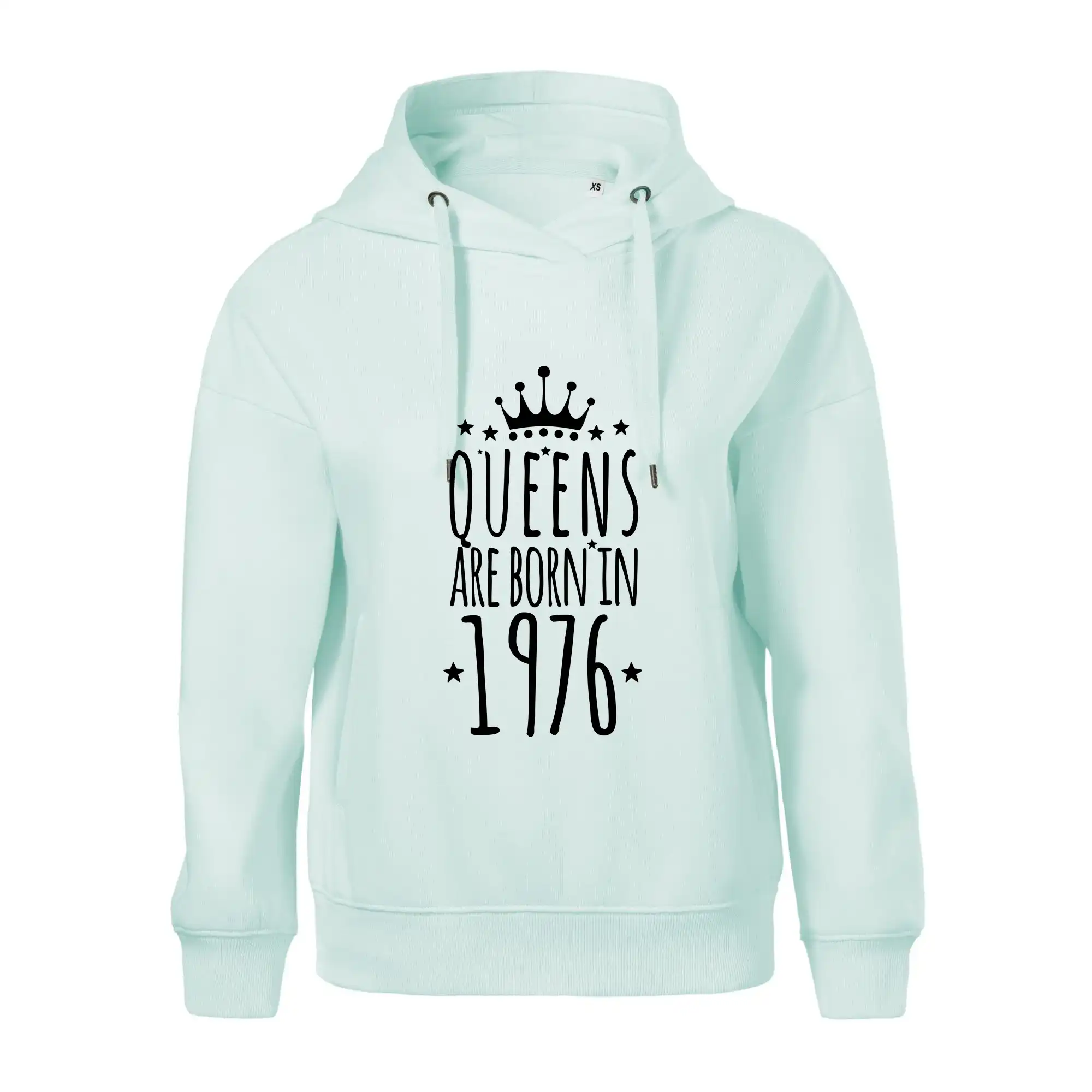 Queens are born in 1976