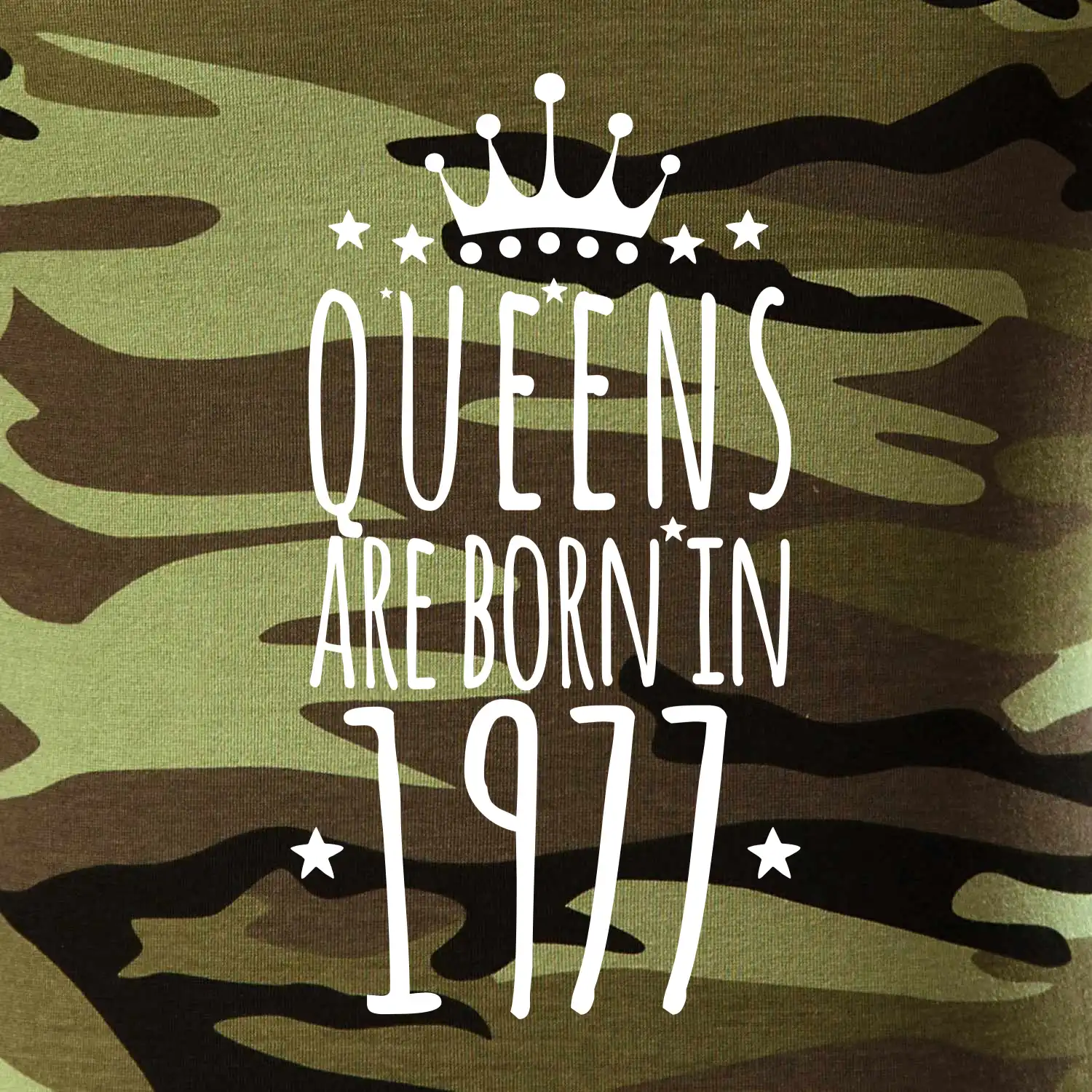 Queens are born in 1977