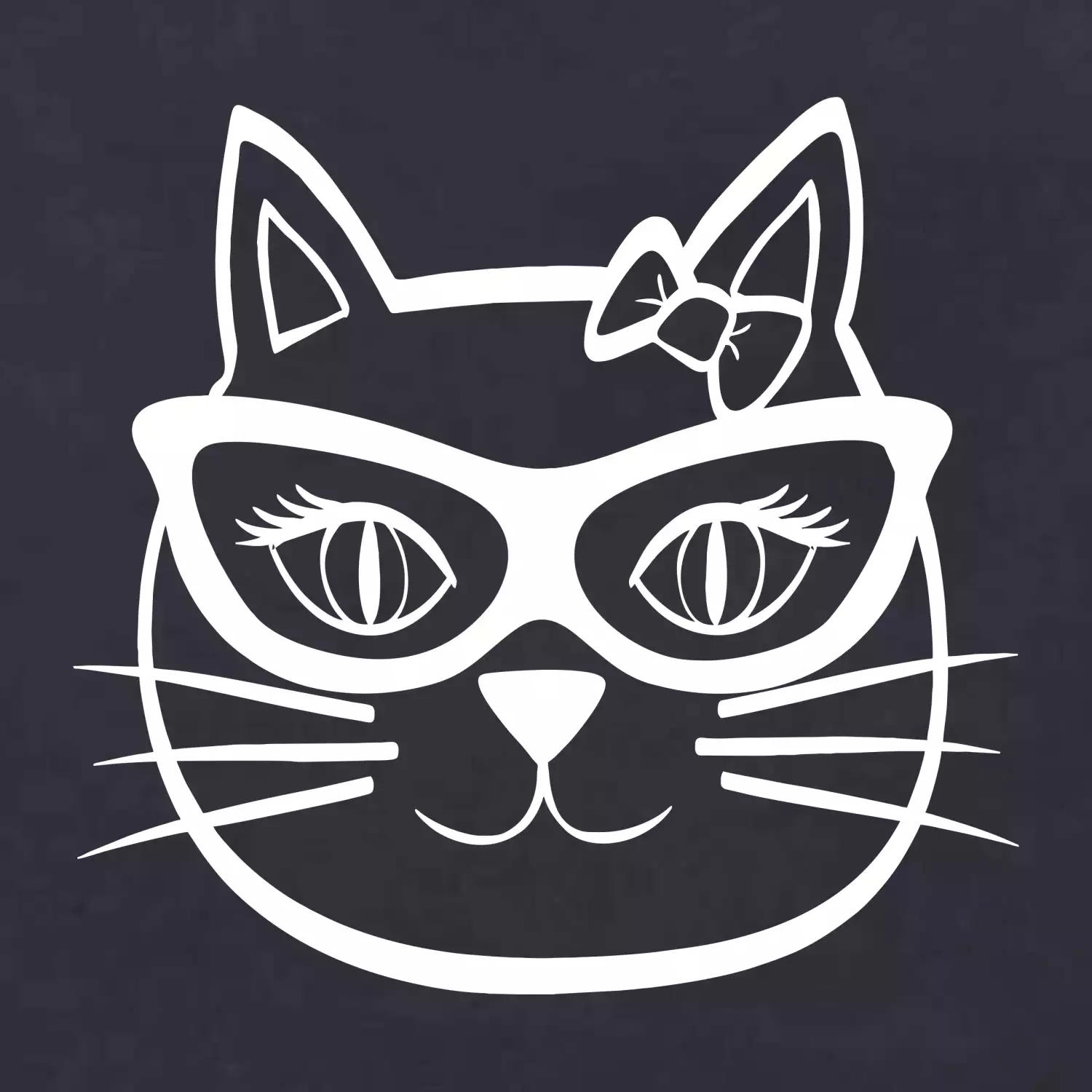 Kočičí holka s brýlemi