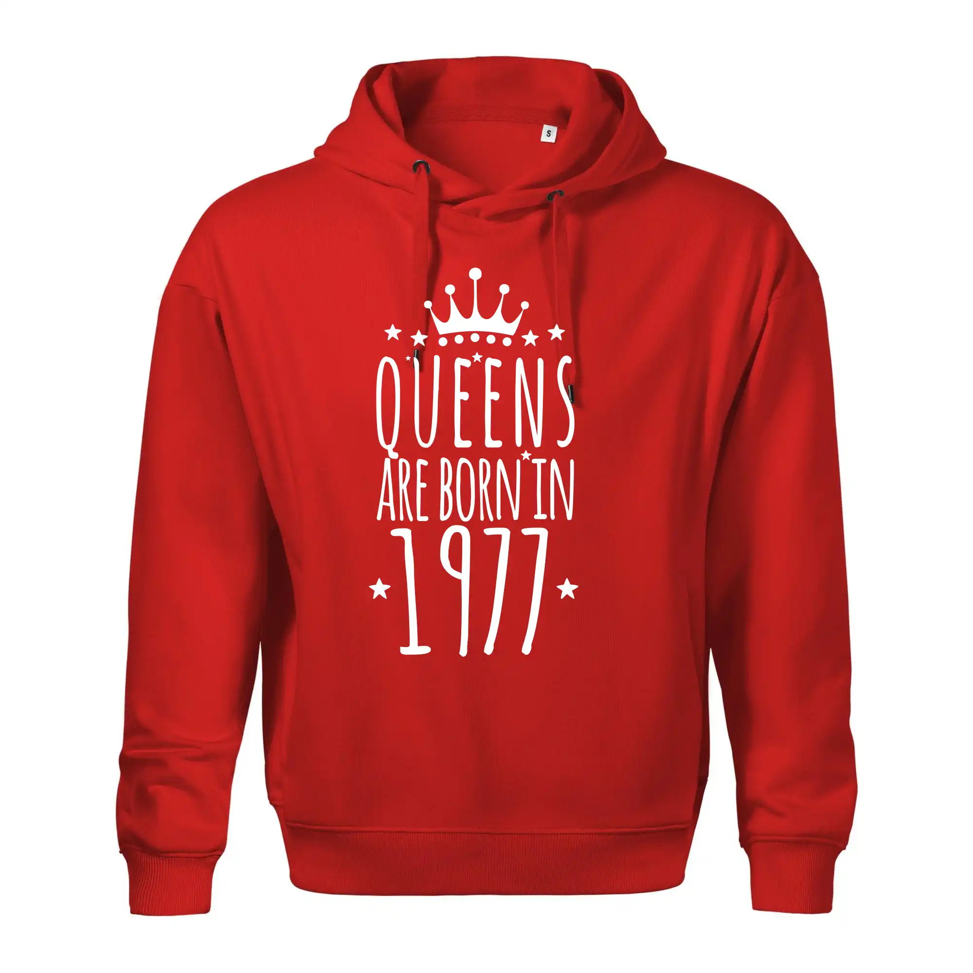 Queens are born in 1977