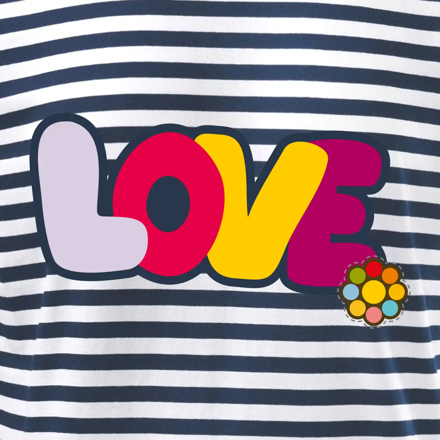 Love nápis s květinou