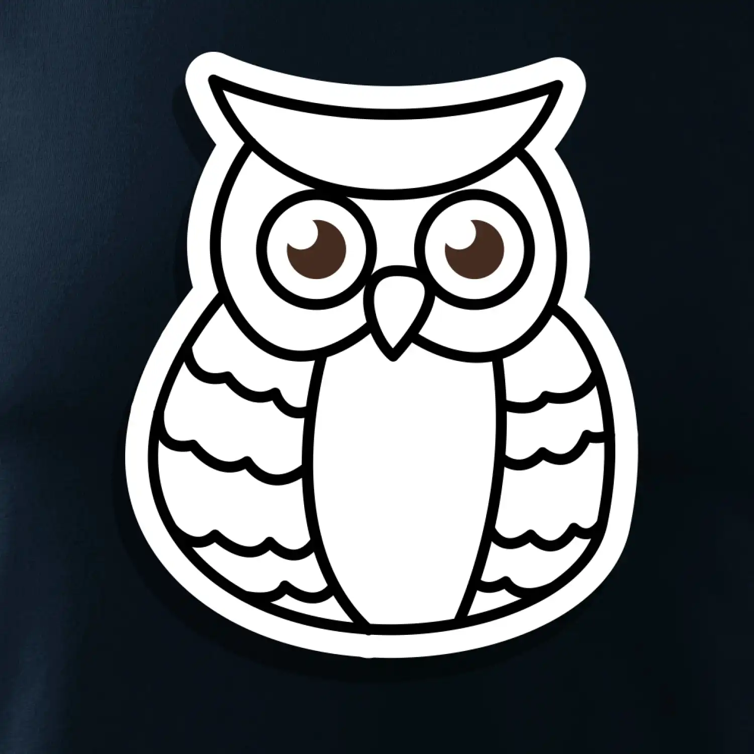 Sova kreslená na prsu