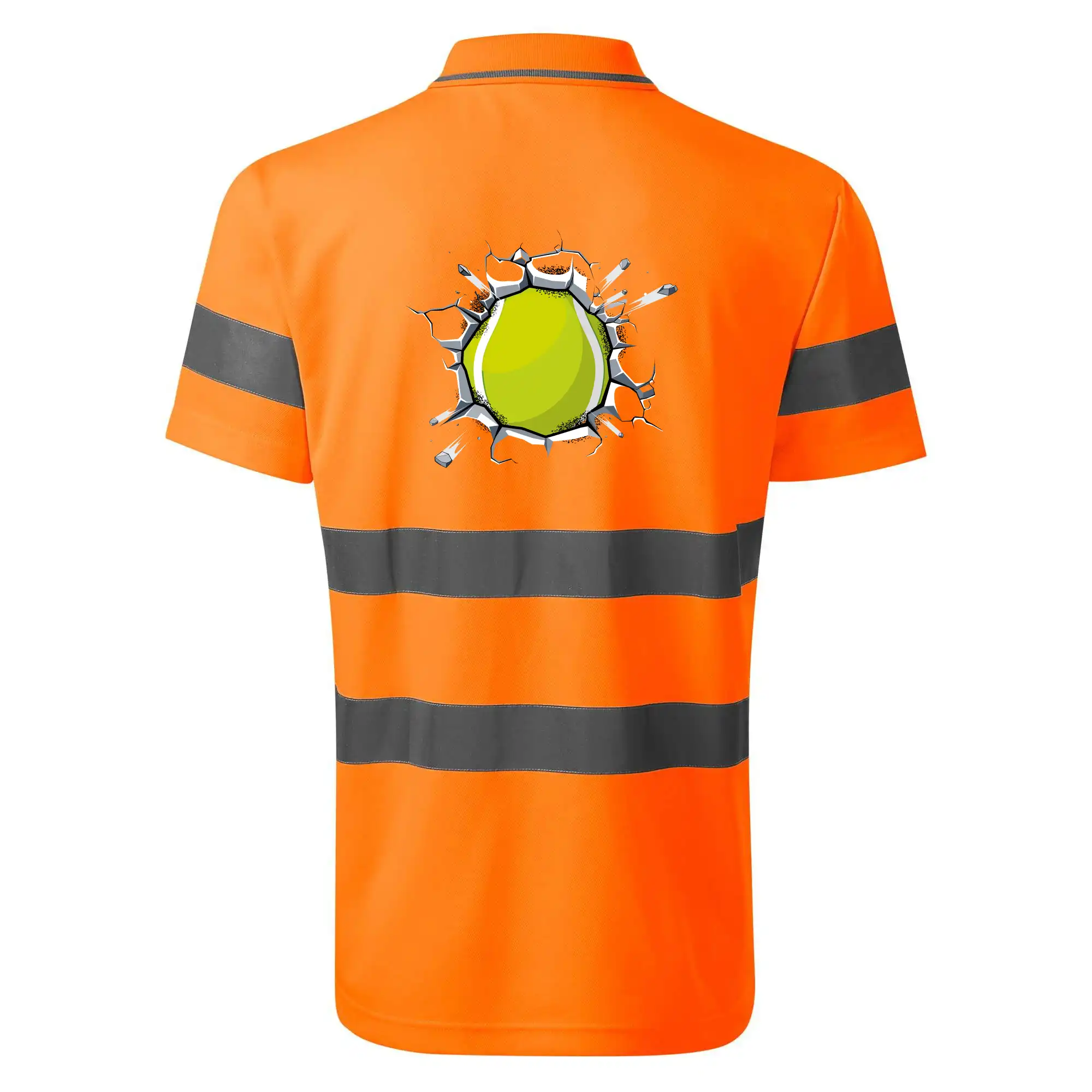 Tenisový míč v triku