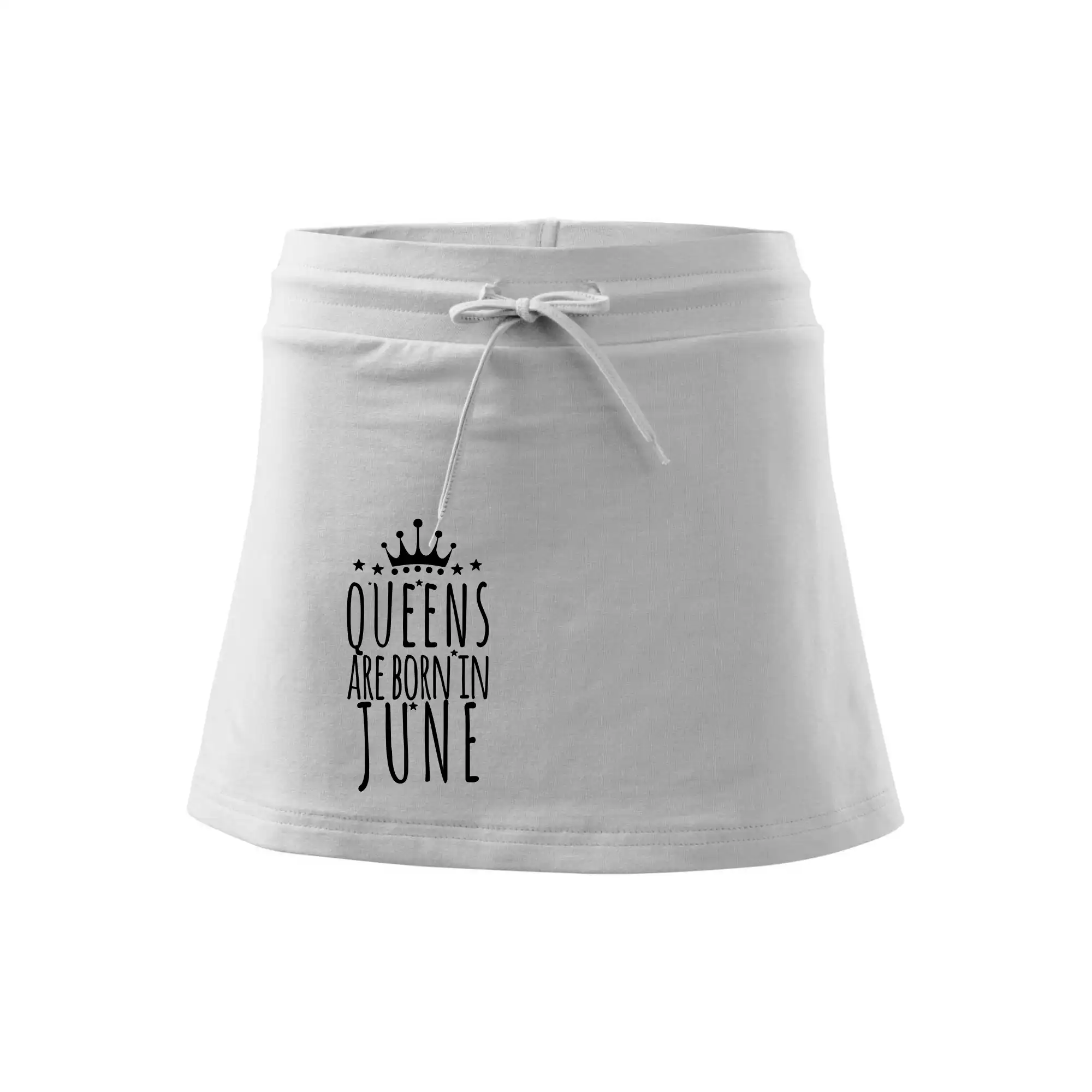 Queens are born in June