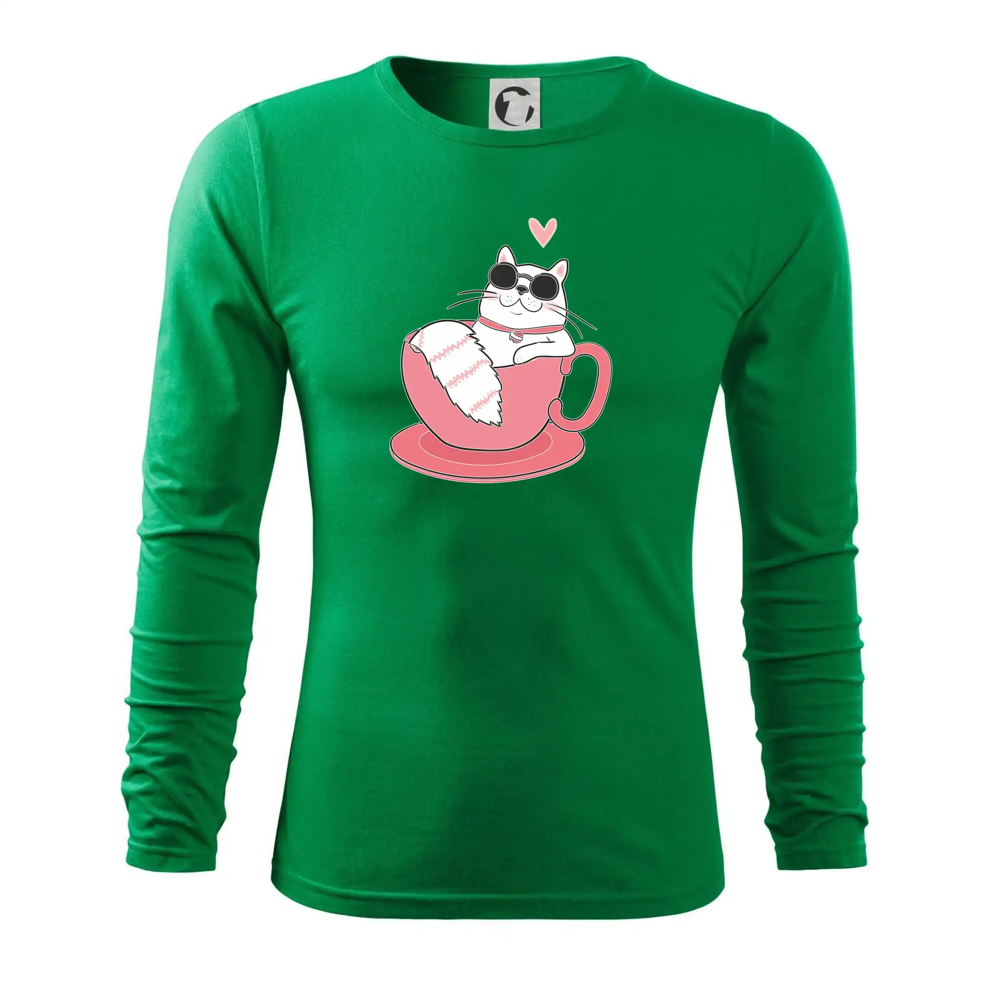 Hustá kočka v hrníčku