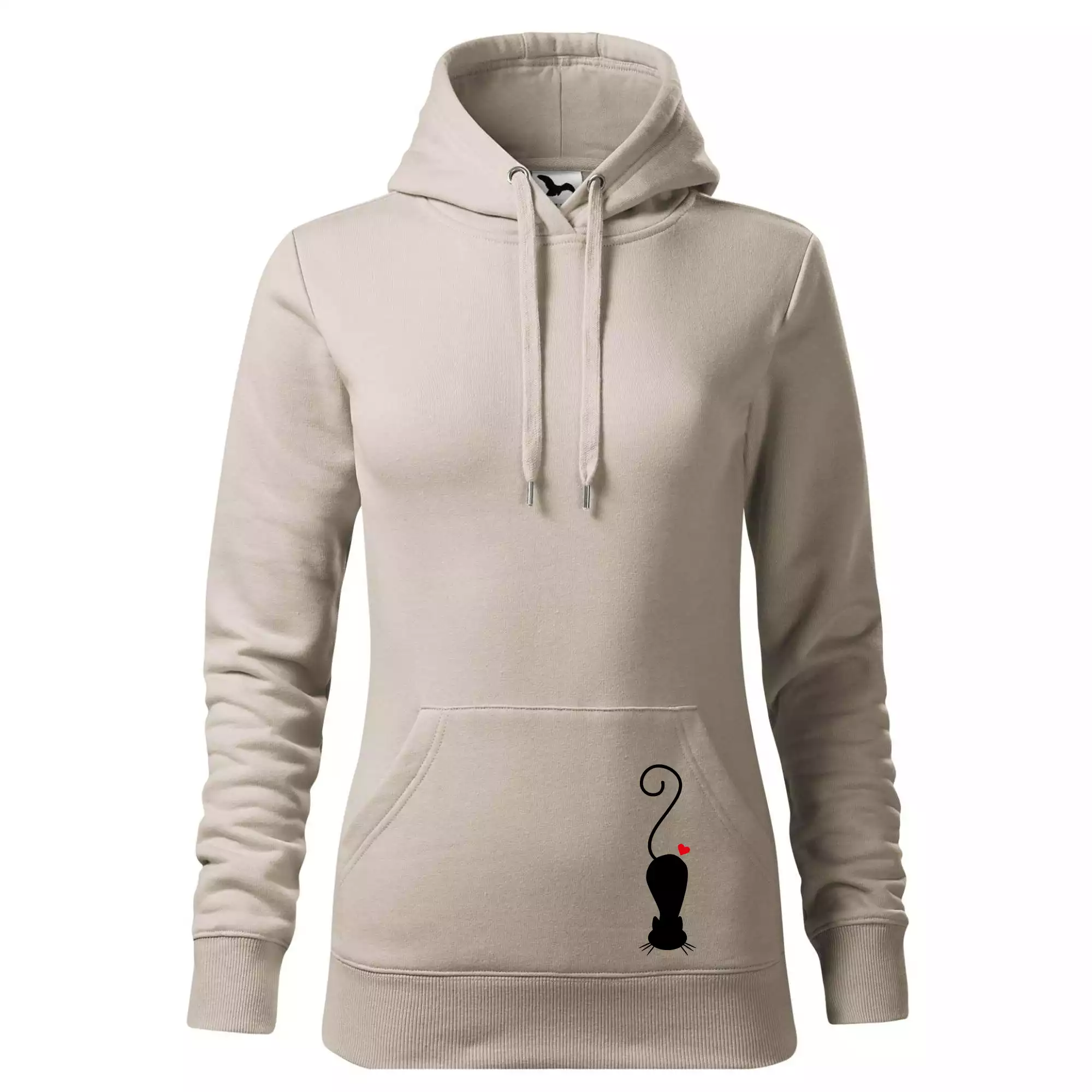 Zamilovaná kočka ležící