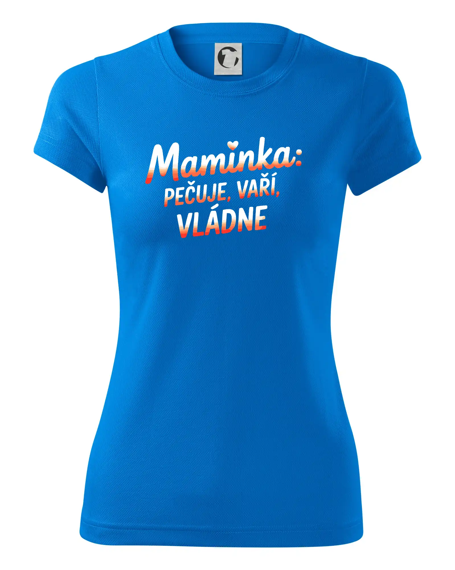 Maminka, pečuje vaří vládne