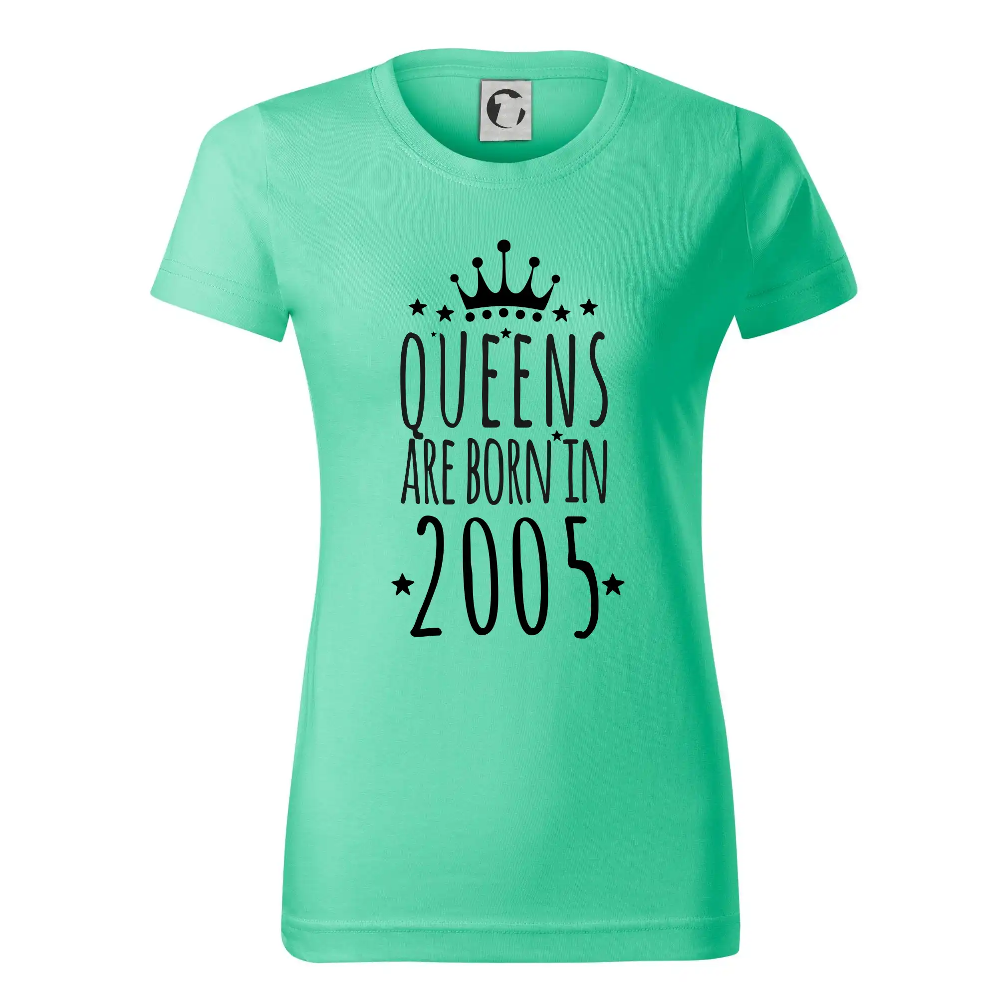 Queens are born in 2005