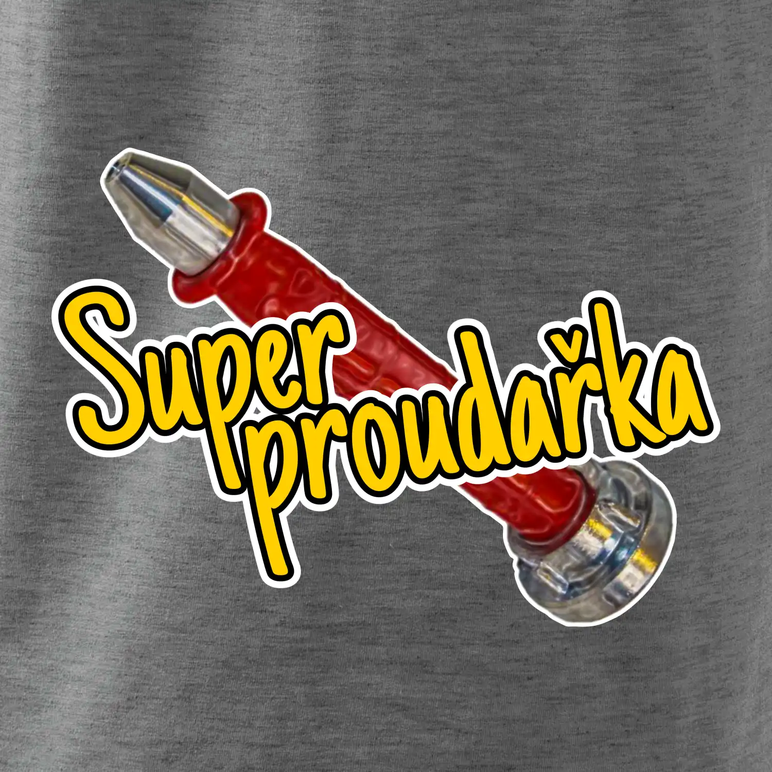 Super proudařka