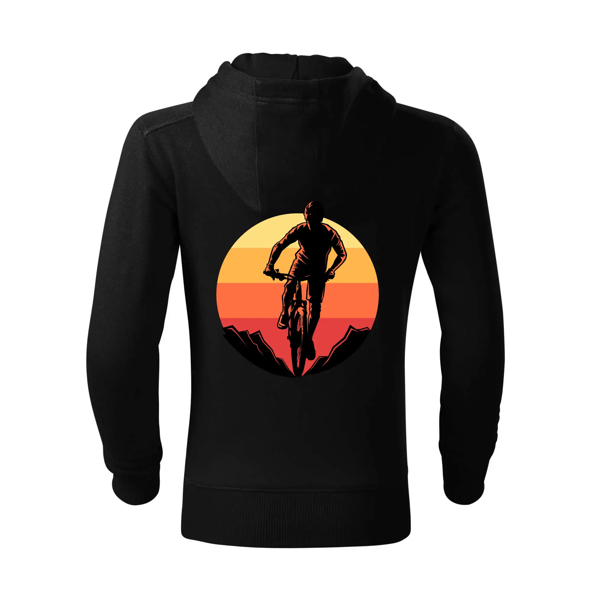 MTB cyklista a západ slunce