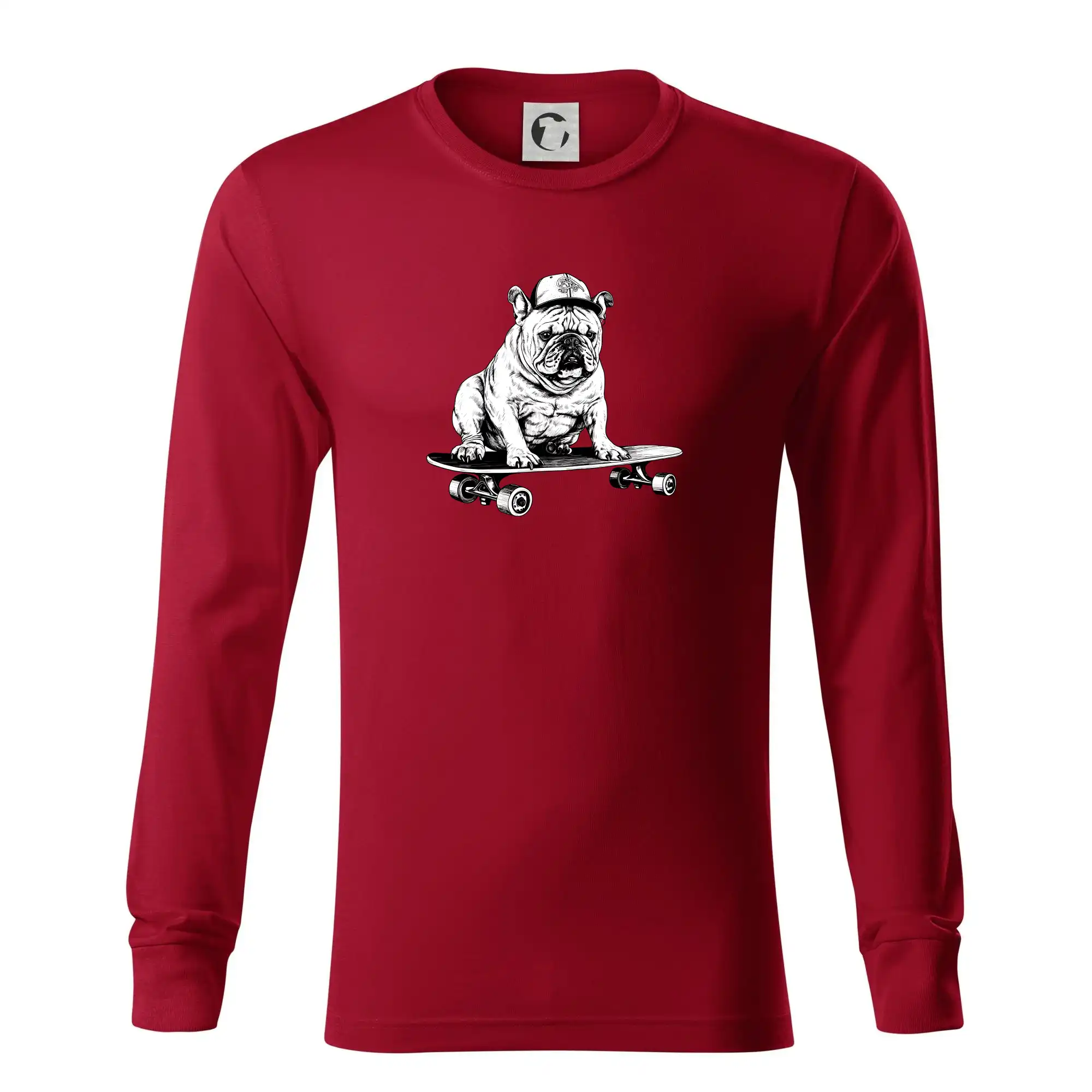 Černobílý buldok na skateboardu