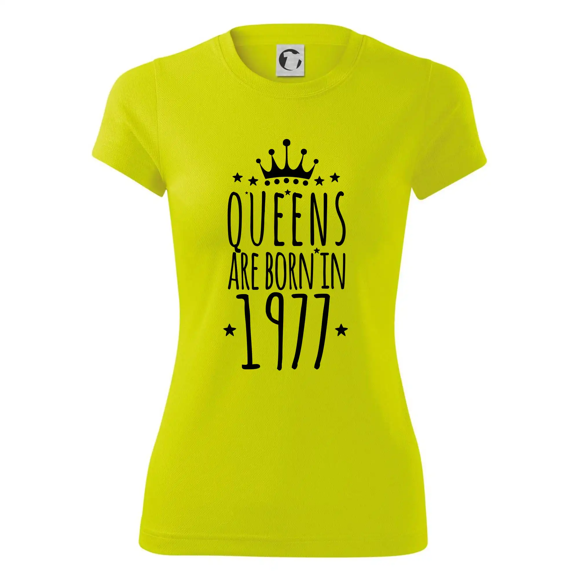 Queens are born in 1977