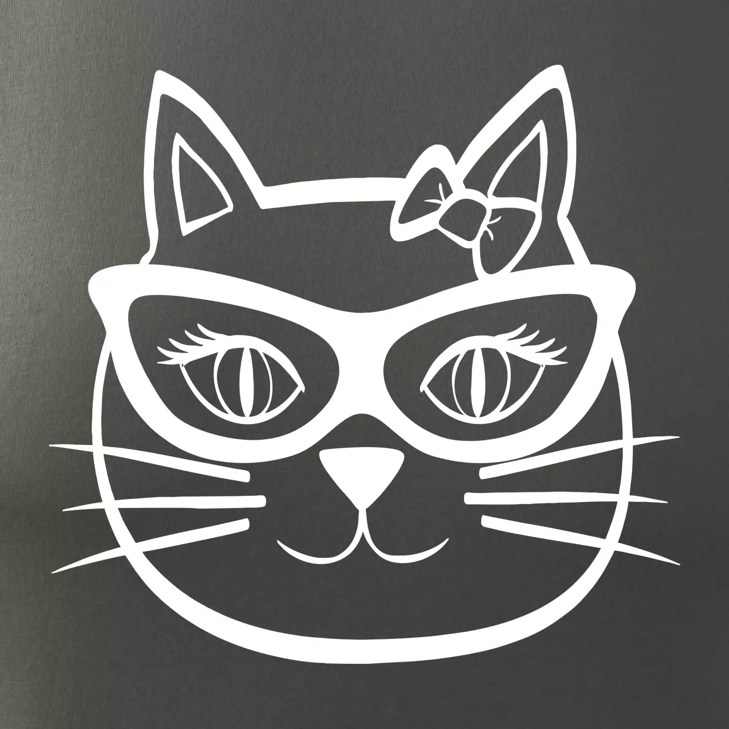 Kočičí holka s brýlemi