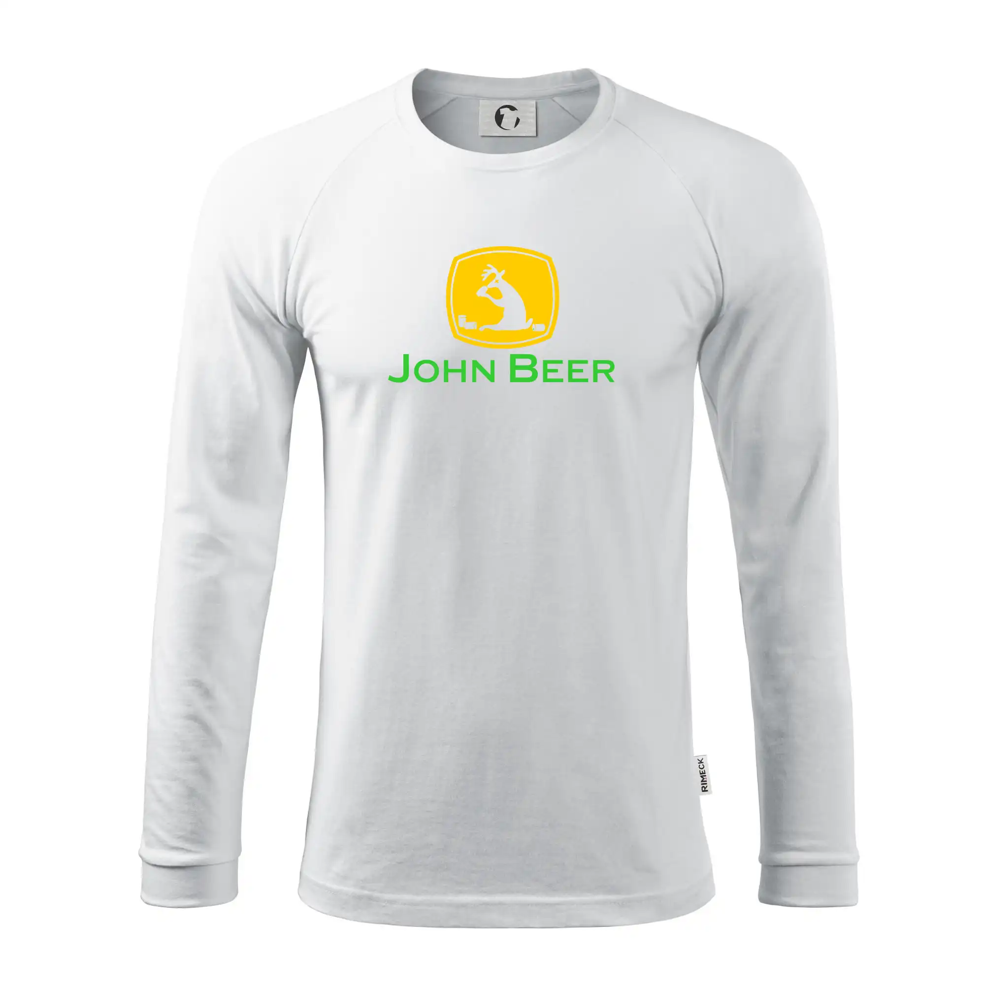 John Beer jelen s pivem
