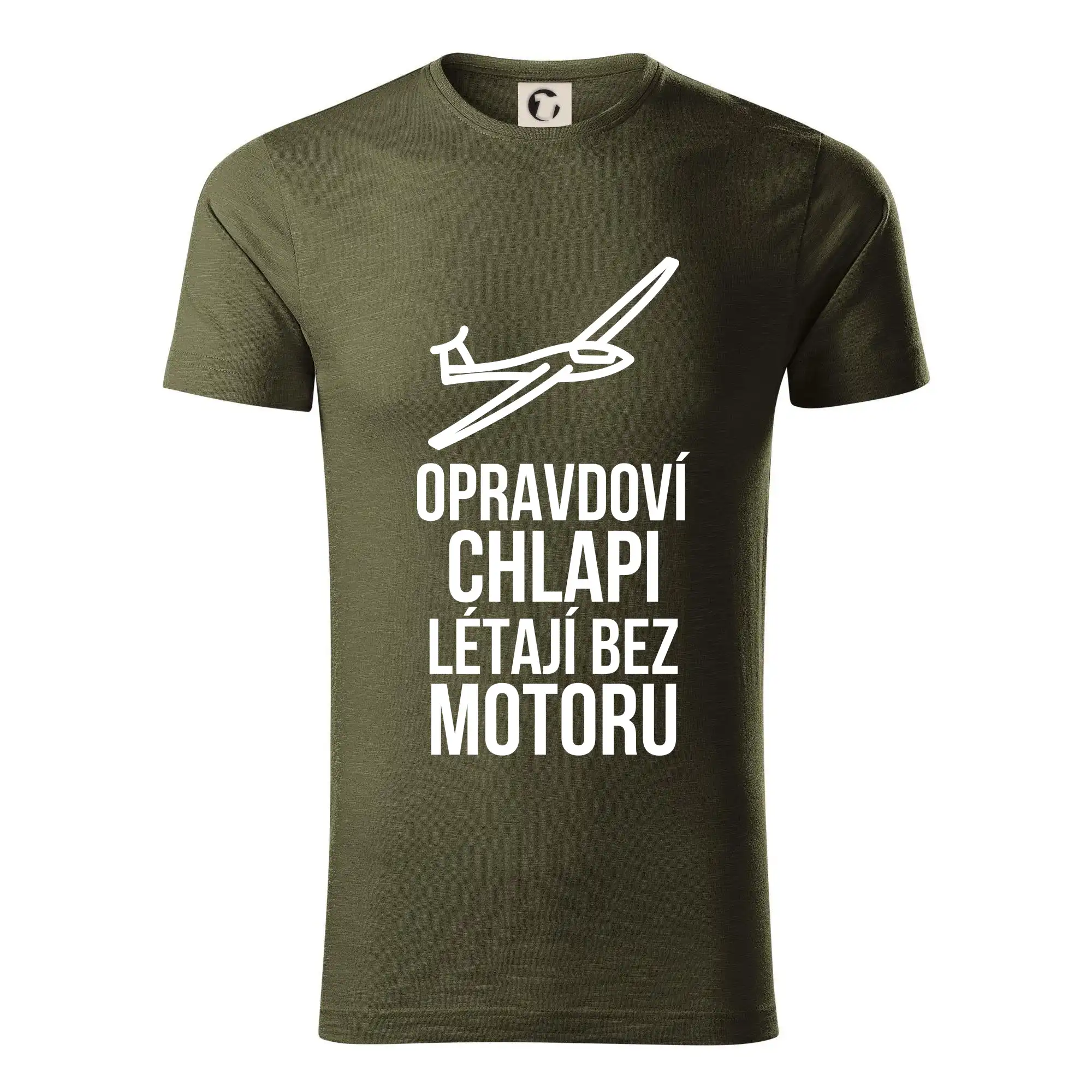 Opravdovi chlapi létají bez motoru