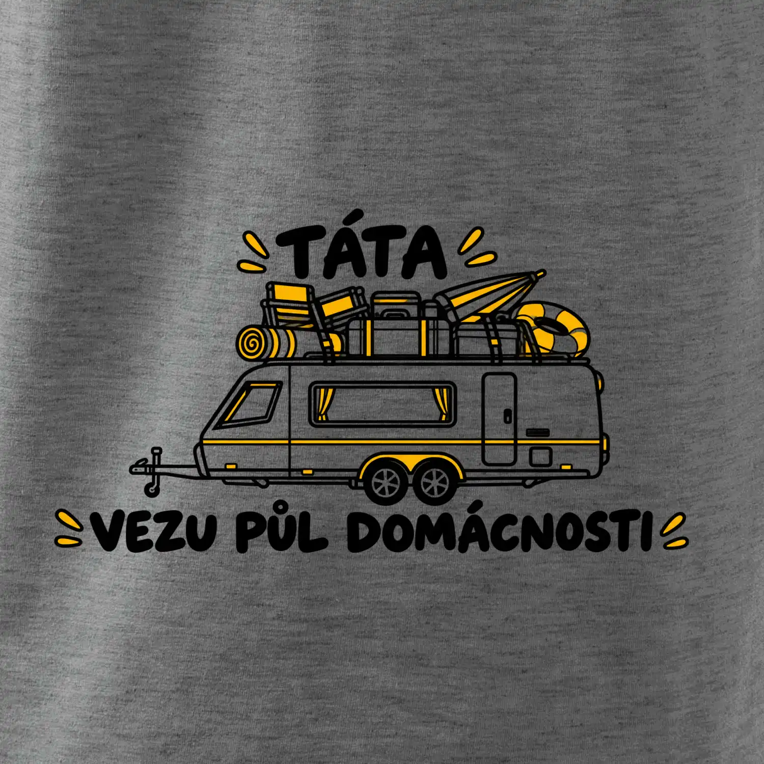 Táta vezu půl domácnosti rodinný karavan
