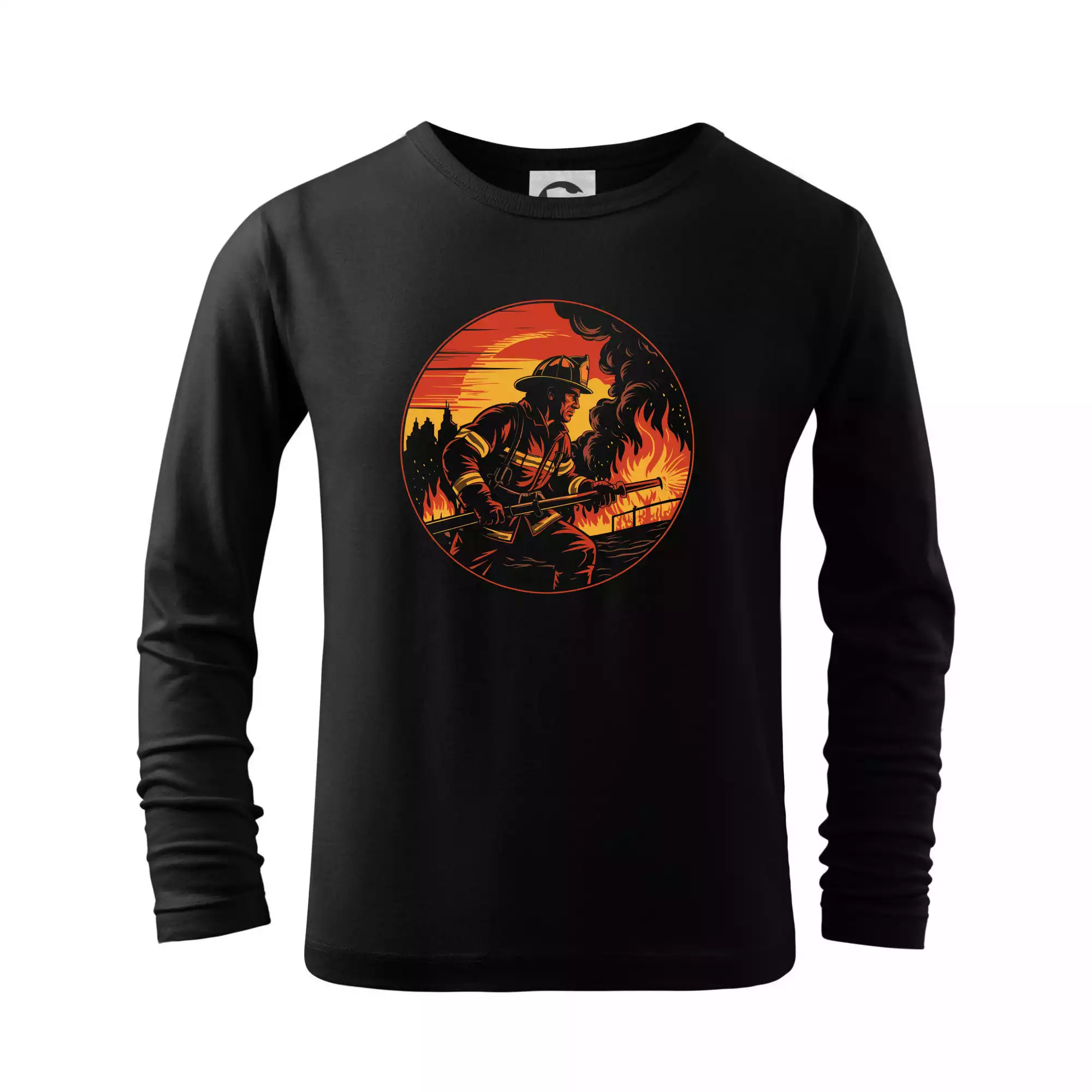 Hasič v kruhu hasí oheň