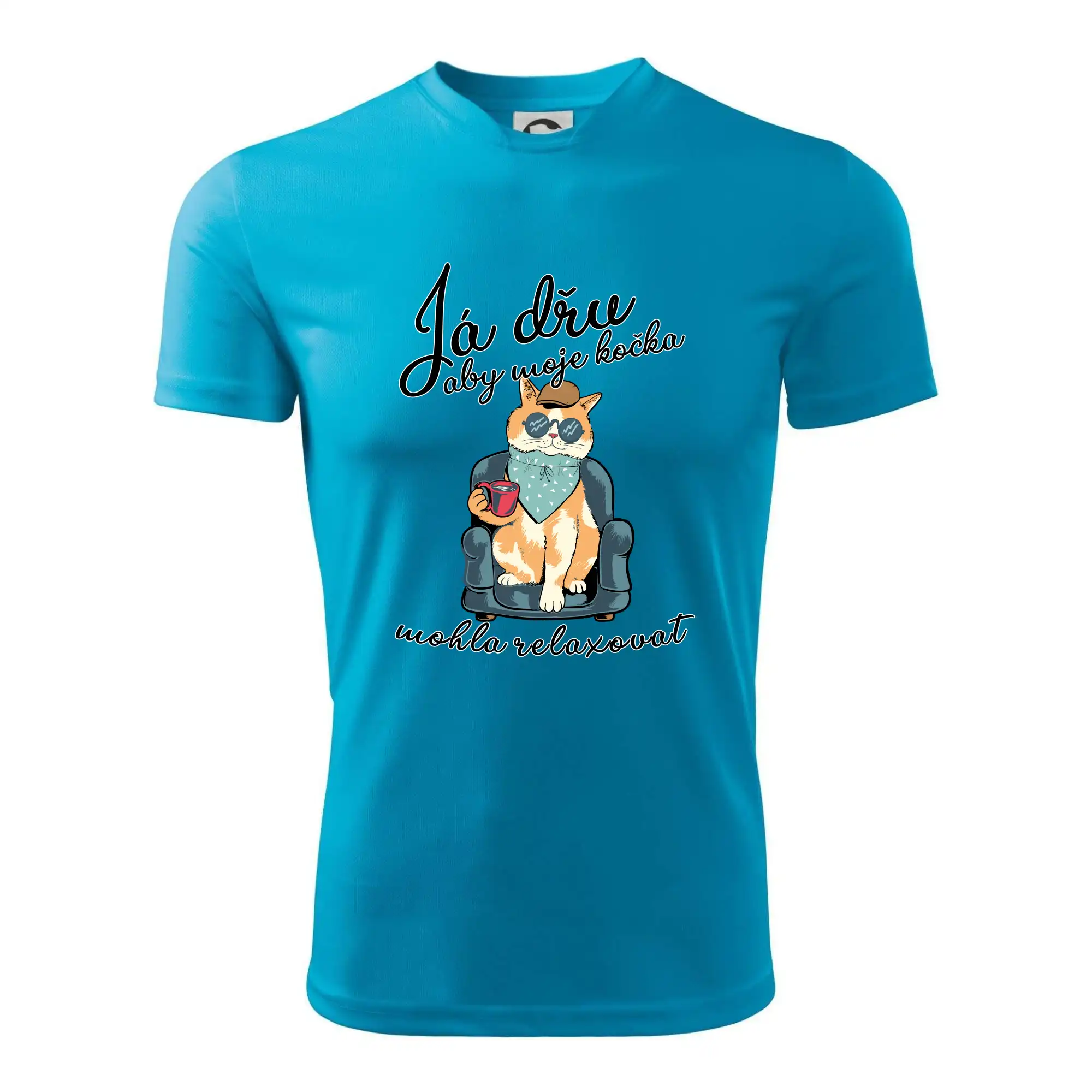 Já dřu, aby moje kočka mohla relaxovat