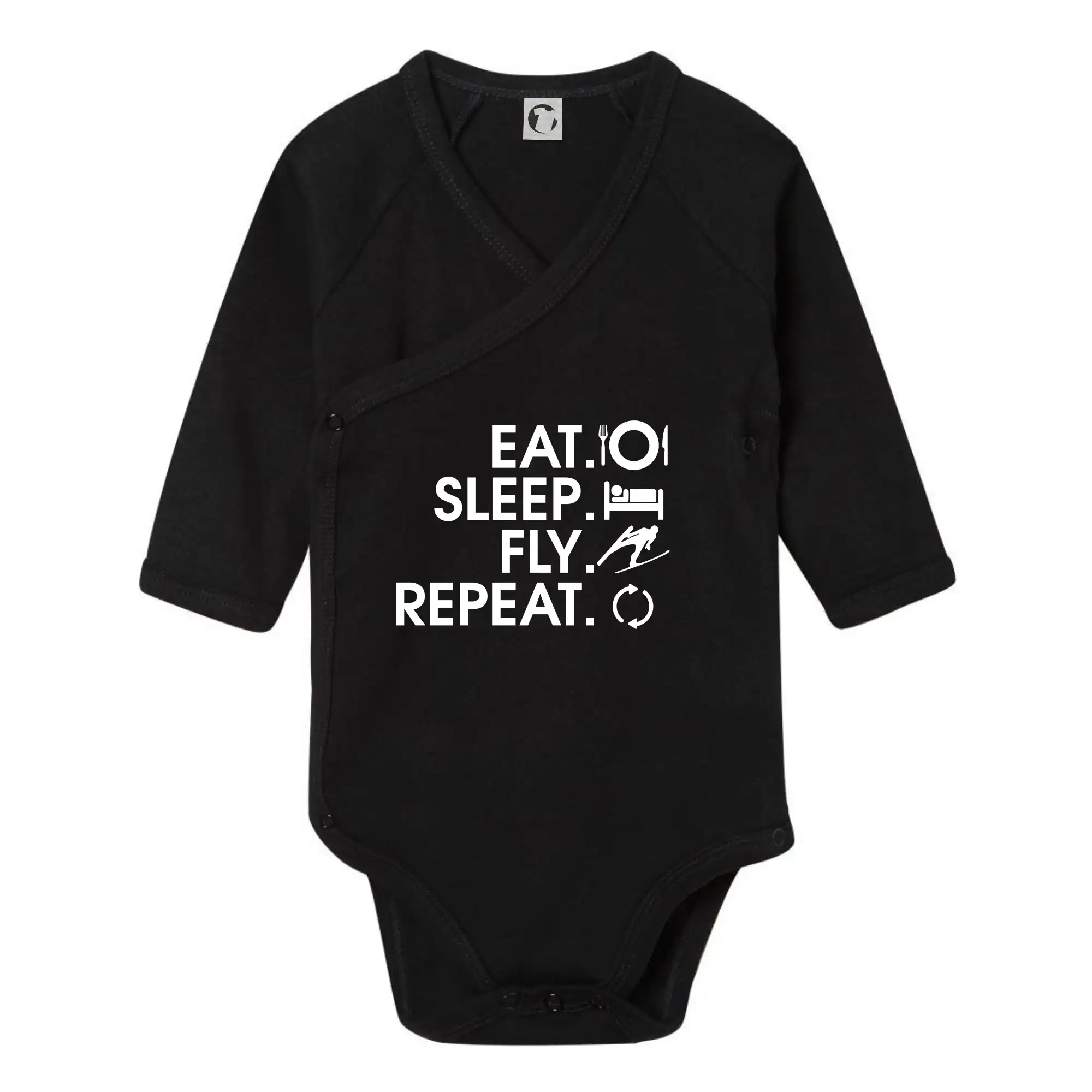 Eat sleep fly repeat - skoky na lyžích