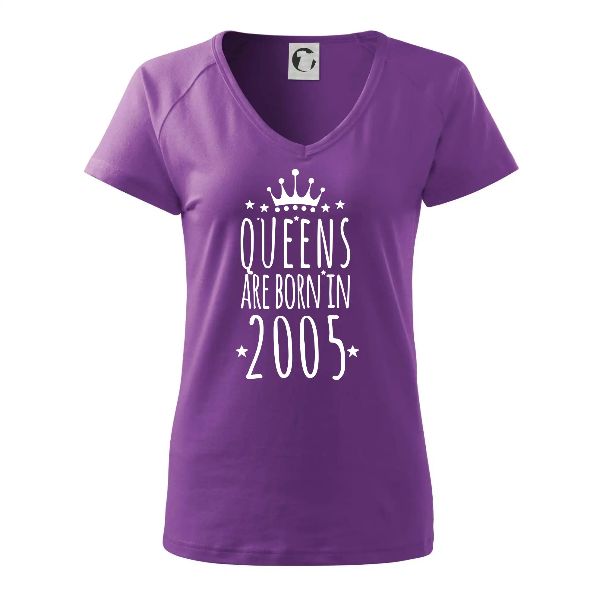 Queens are born in 2005