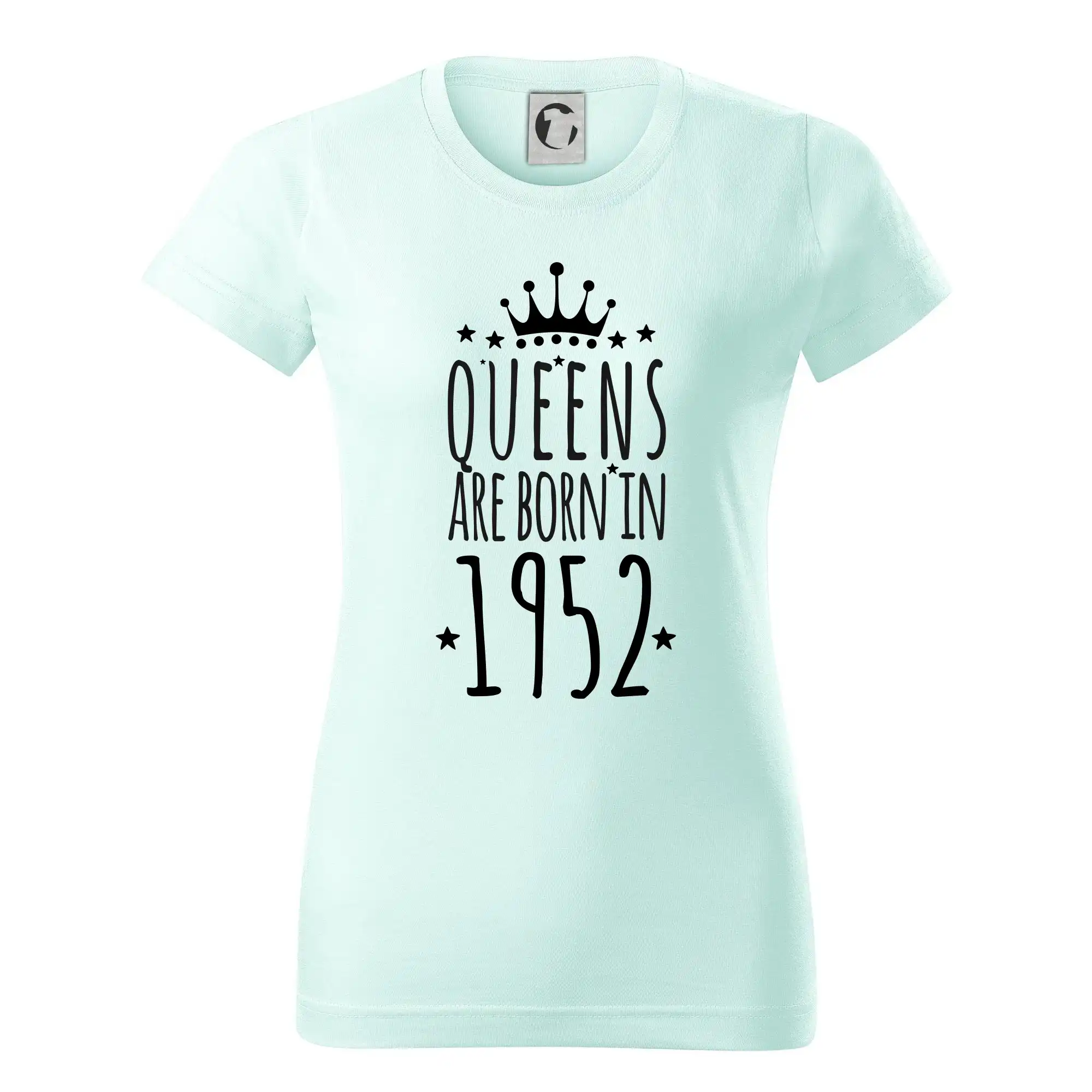Queens are born in 1952
