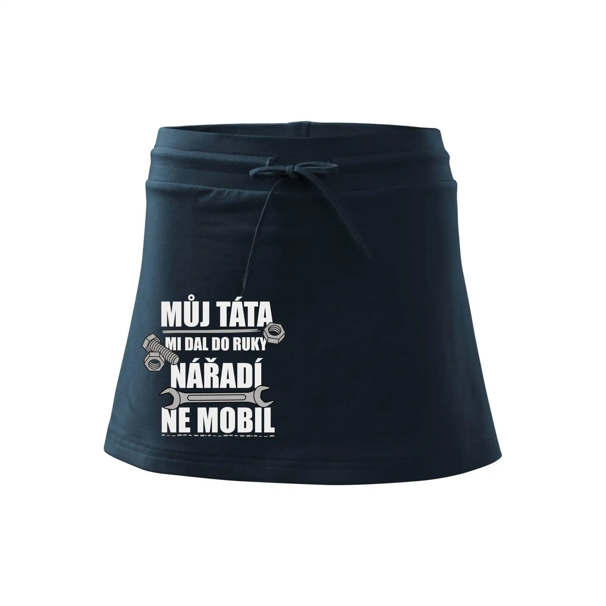 Můj táta mi dal do ruky nářadí