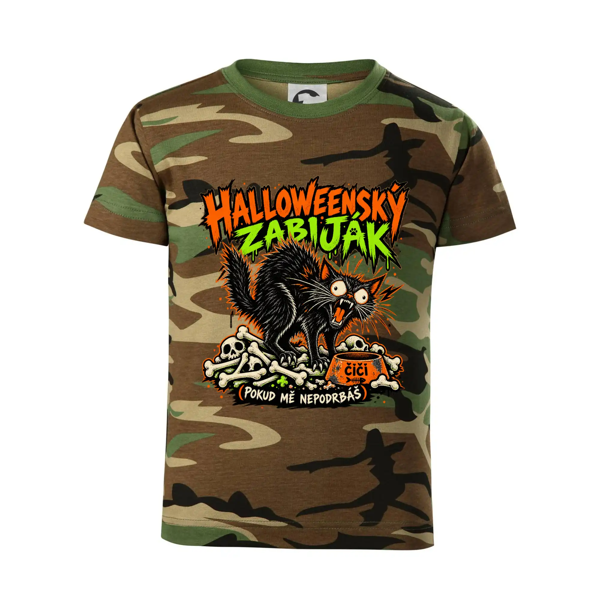Halloweenský černý kocour čeká na podrbání