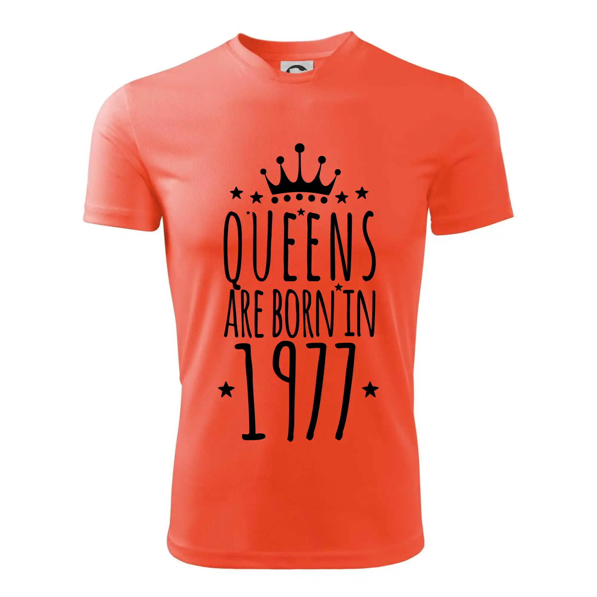 Queens are born in 1977