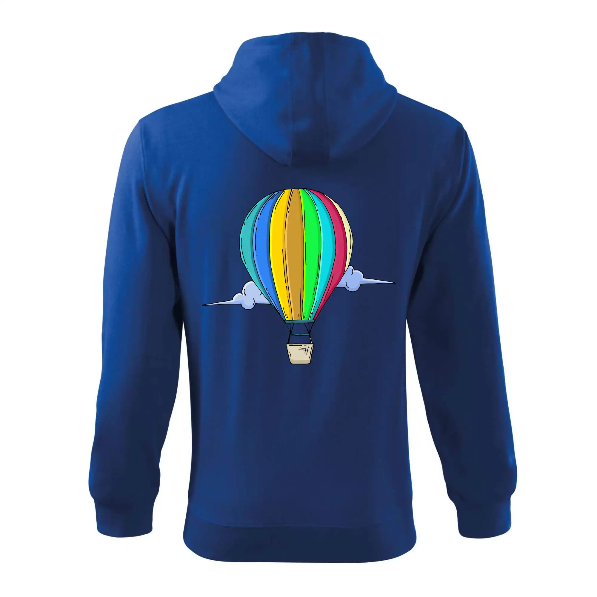Horkovzdušný balon v oblacích