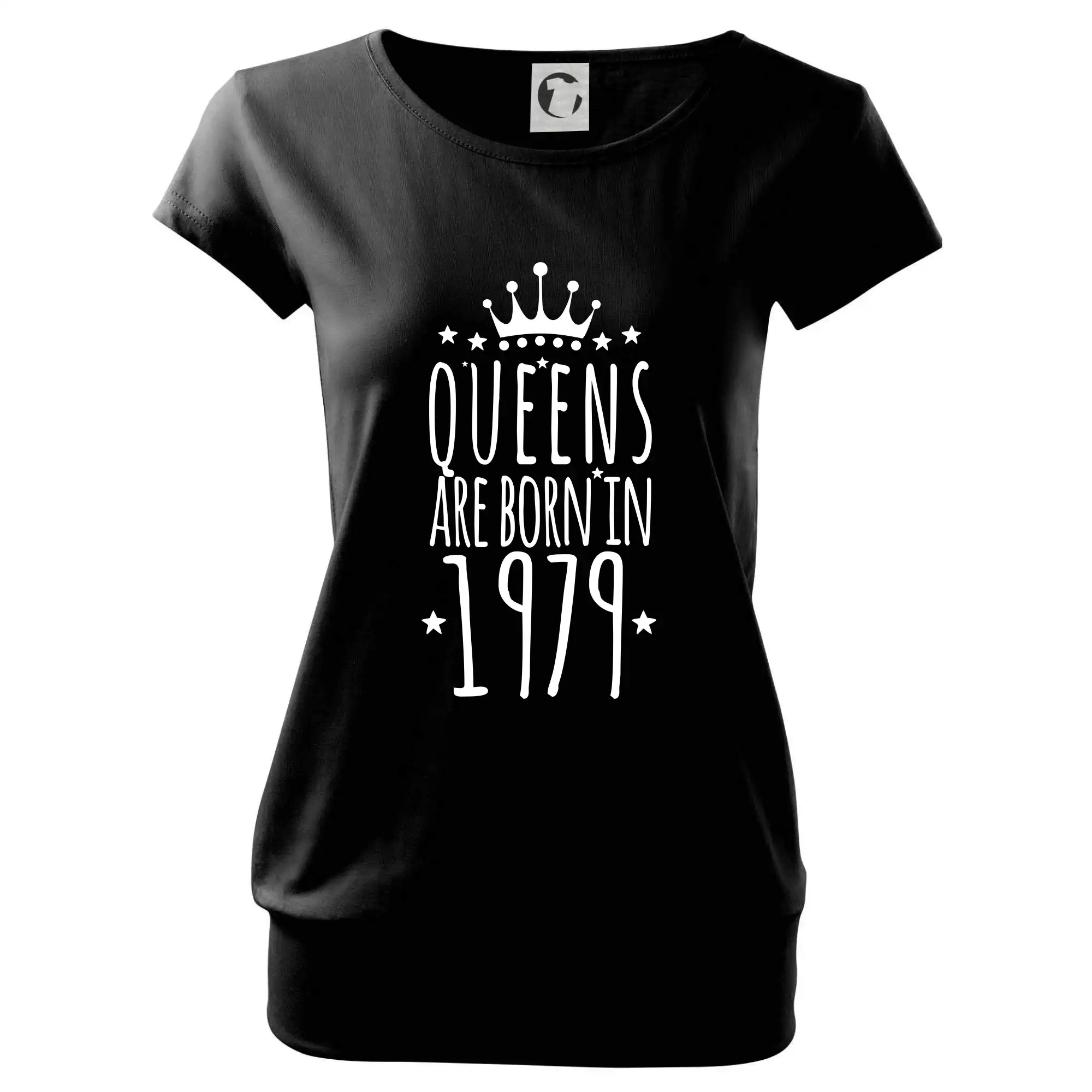 Queens are born in 1979