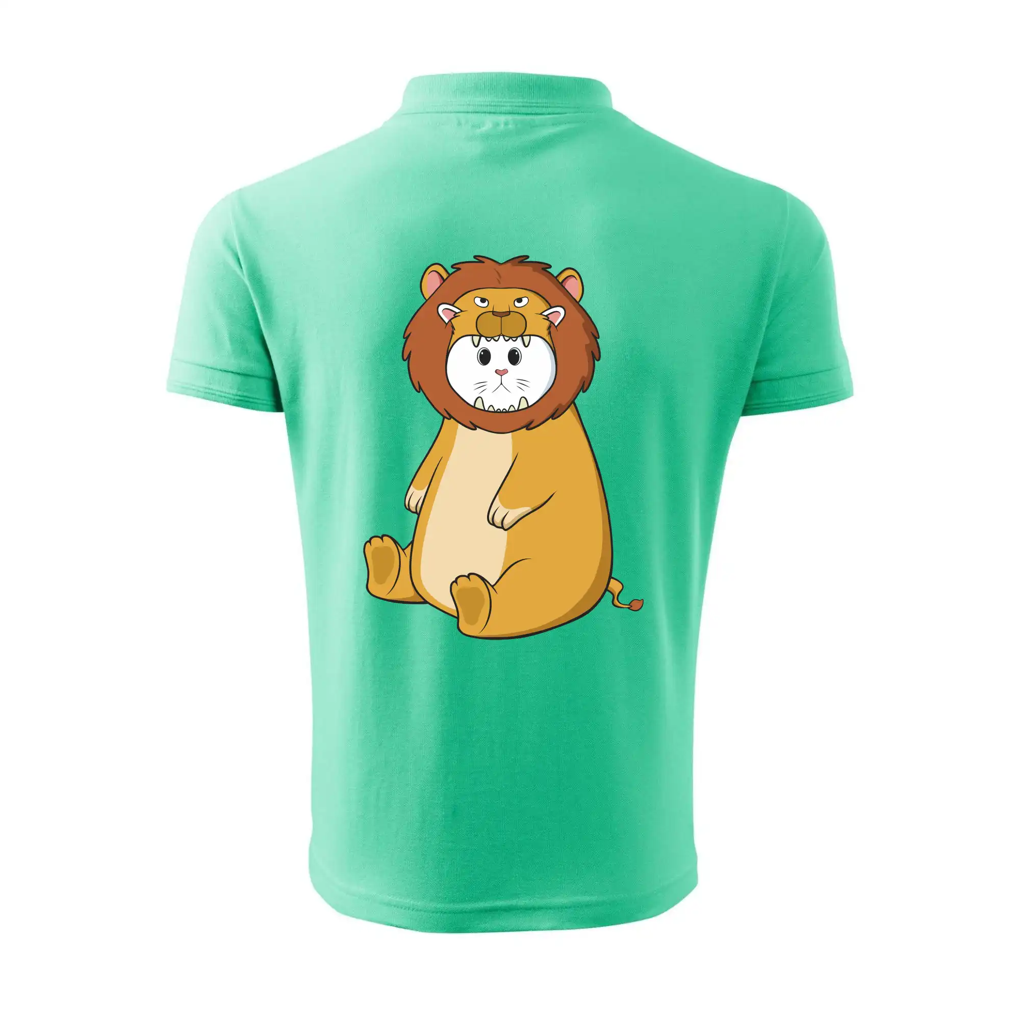 Kočka v převleku lva