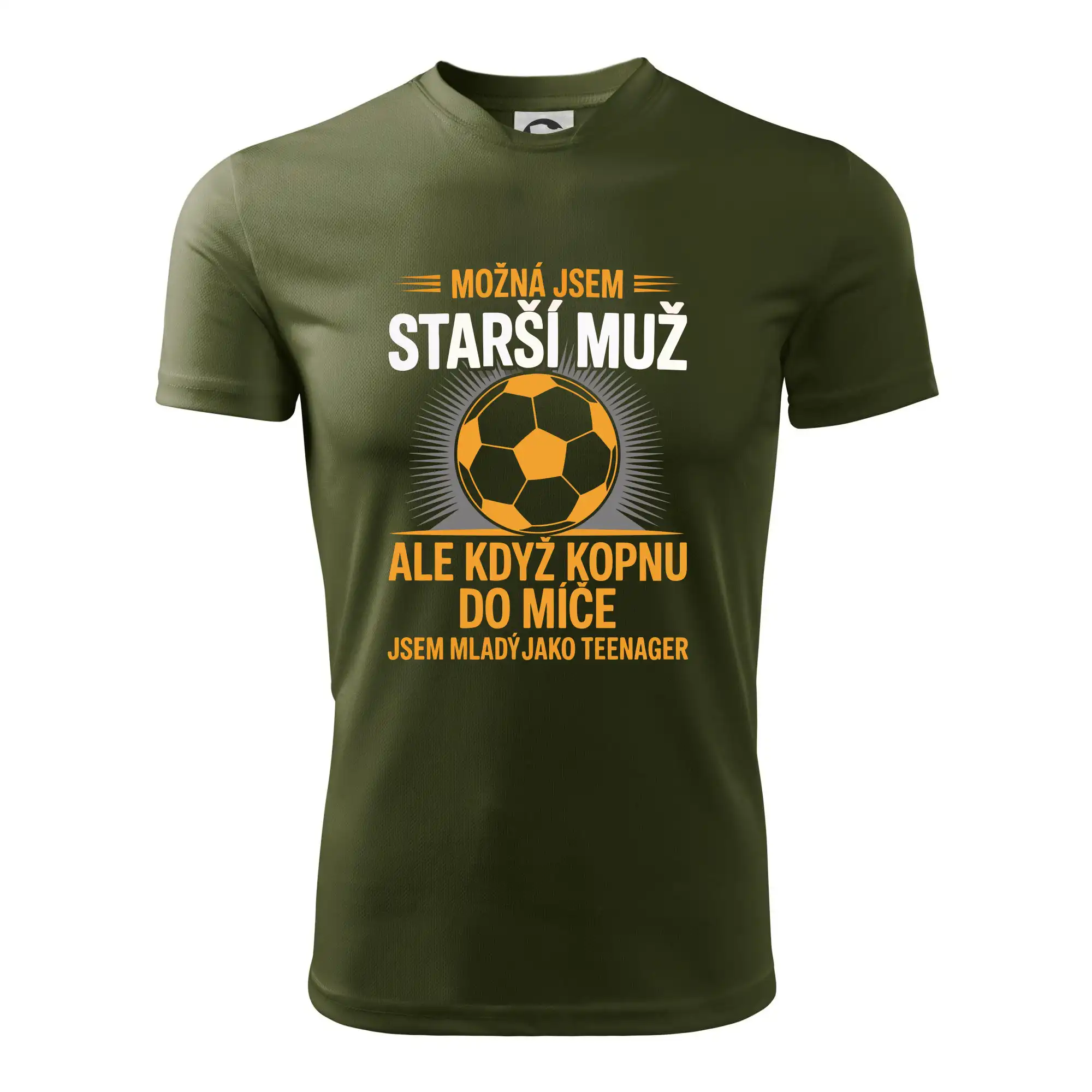 Možná jsem starší muž,  ale když kopnu do míče