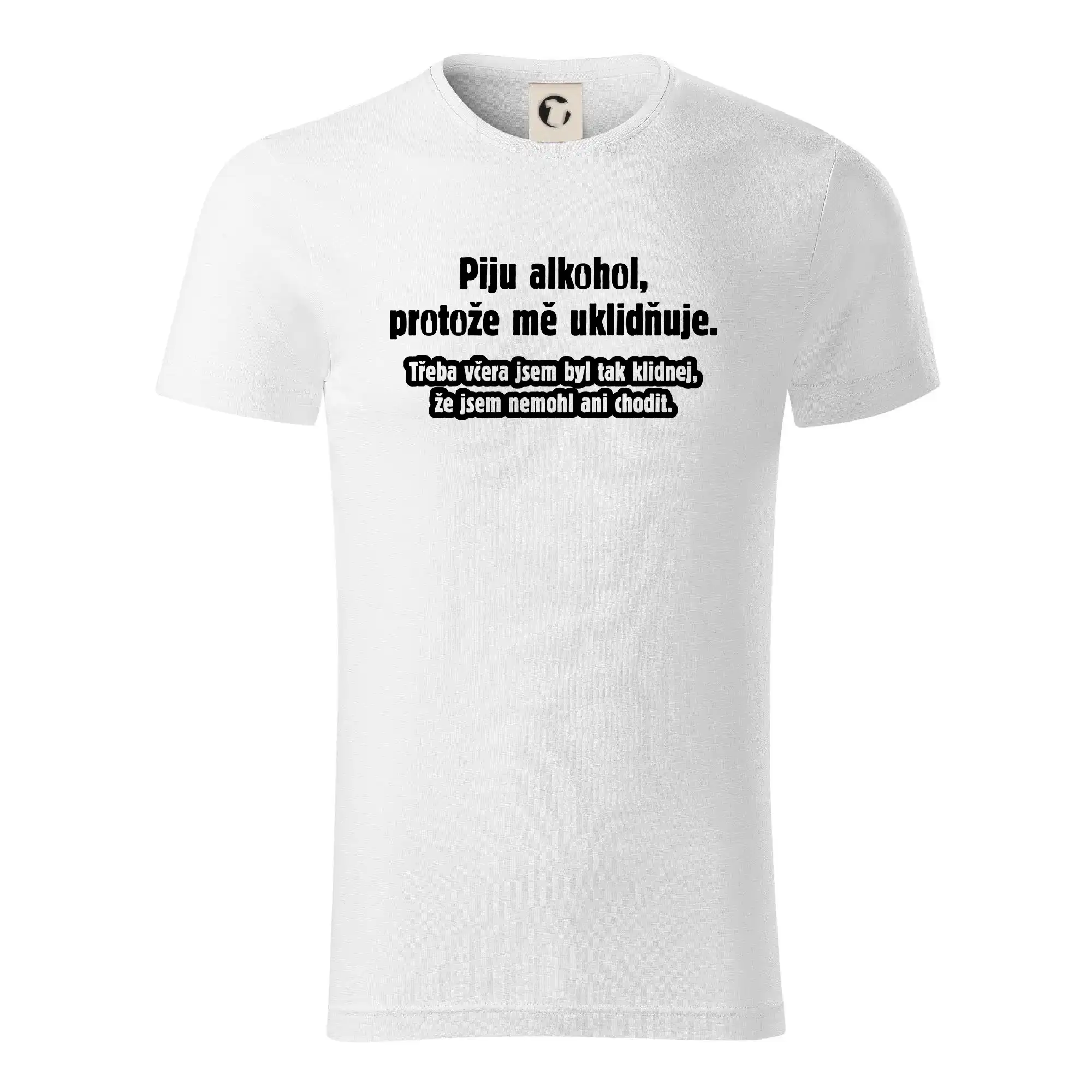 Piju alkohol uklidňuje mě